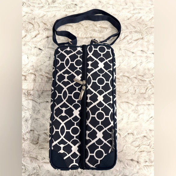 Picnic at Ascot Blue & White Wine & Wine Glasses Carrier - Picture 2 of 5